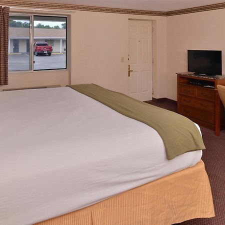Americas Best Value Inn & Suites Wolcott Kültér fotó